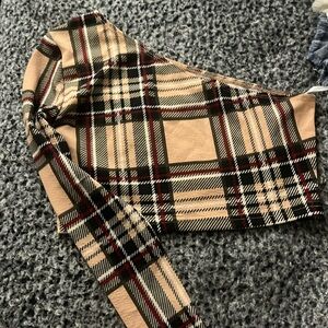 cold shoulder crop top